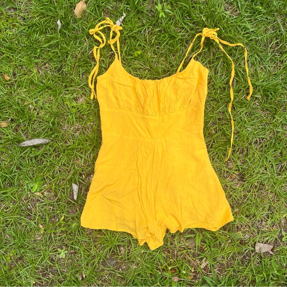 Urban Outfitters Milkmaid Romper sz S